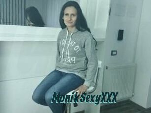 MonikSexyXXX