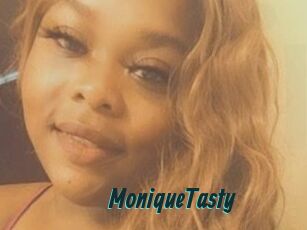 MoniqueTasty