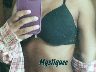 Mystiquee