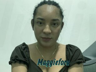 maggieforu Lucy Live