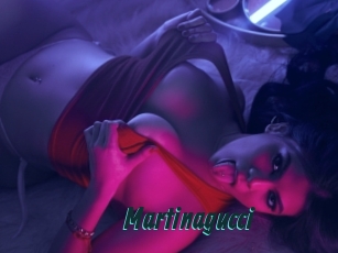martinagucci Lucy Live