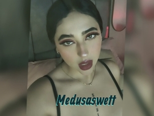 medusaswett Lucy Live