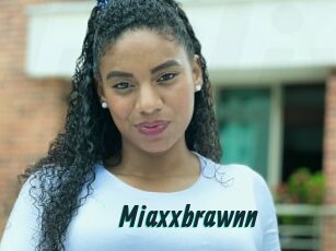 Miaxxbrawnn