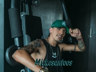 Mickesantoos