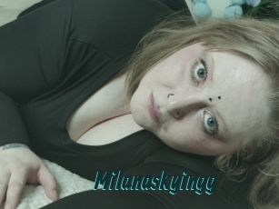 milanaskyingg Lucy Live