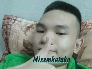 mixemkutako Lucy Live
