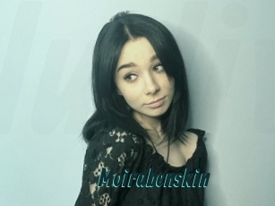 moirabenskin Lucy Live