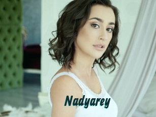 nadyarey Lucy Live