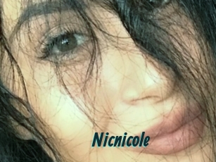 nicnicole Lucy Live