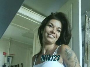 Niki23