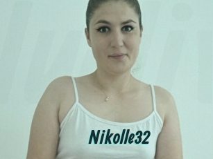 Nikolle32