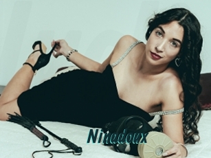 ninadoux Lucy Live