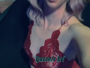 Queenie_bri