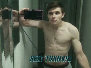 SEXY_TWINK92 Lucy Live