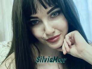 SilviaMoor Lucy Live