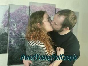 SweetYoungHotCouple