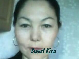 Sweet_Kira_