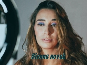 sienna_novak Lucy Live