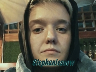 stephaniesnow Lucy Live