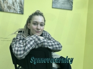 synnovecarnley Lucy Live