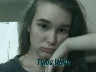 Tania_White Lucy Live