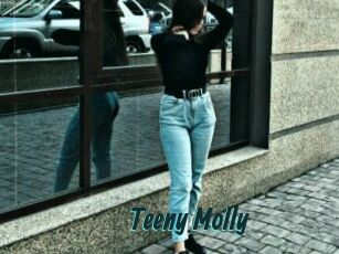 Teeny_Molly