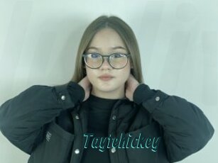 taytehickey Lucy Live