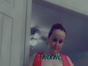 thicknic Lucy Live
