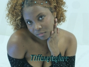 tiffanytaylorr Lucy Live