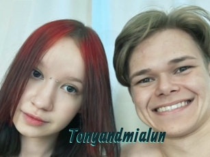 Tonyandmialun