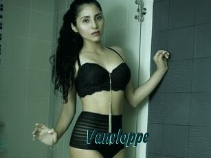Vaneloppe Lucy Live