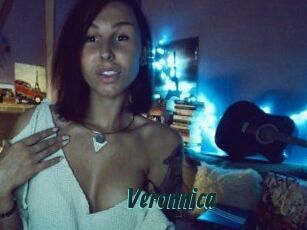 Veronnica