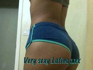 Very_sexy_Latina_xxx