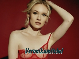 veronikamitchel Lucy Live