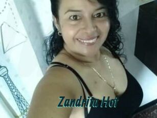 Zandrita_Hot